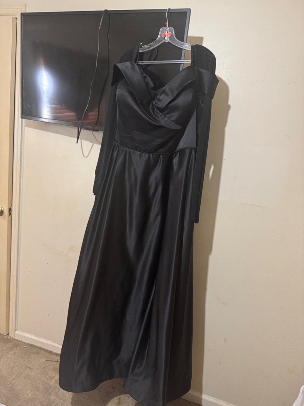 Black Off-Shoulder Satin Prom Gown